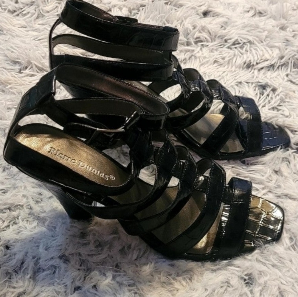 Pierre Dumas Vivy Heels in Black Size 7.5
